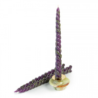 скрутка из трех конусных свечей №30, фиолетовая, с травами гермала (могильник)