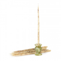 свеча восковая конусная №20, белая, с травами лаванда, василек, шалфей